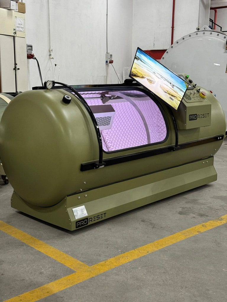 trojan-hyperbaric-chamber (8)